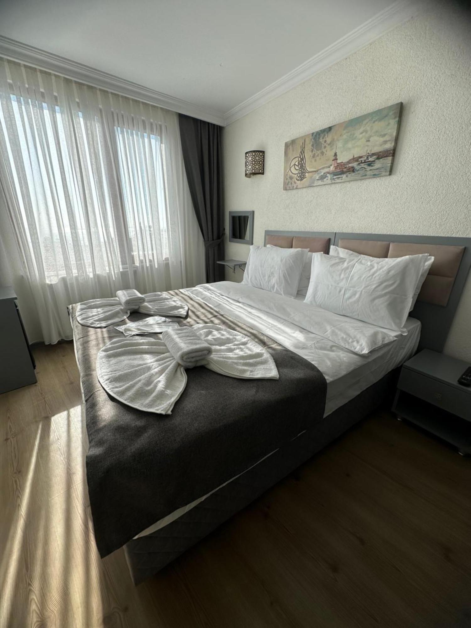 Bıg Orange Hotel Istanboel Buitenkant foto