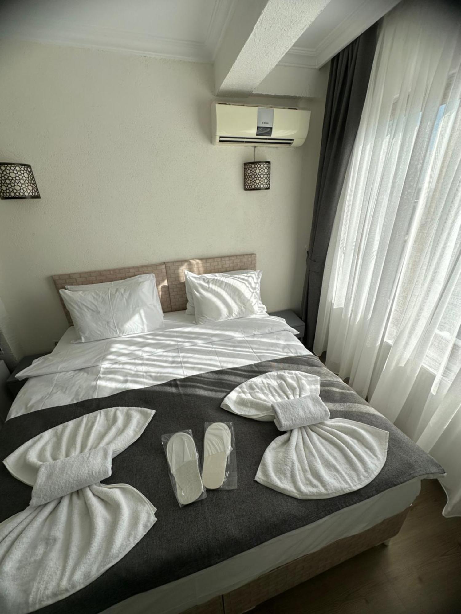 Bıg Orange Hotel Istanboel Buitenkant foto