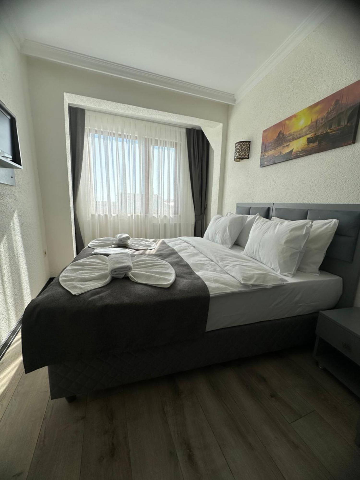 Bıg Orange Hotel Istanboel Buitenkant foto