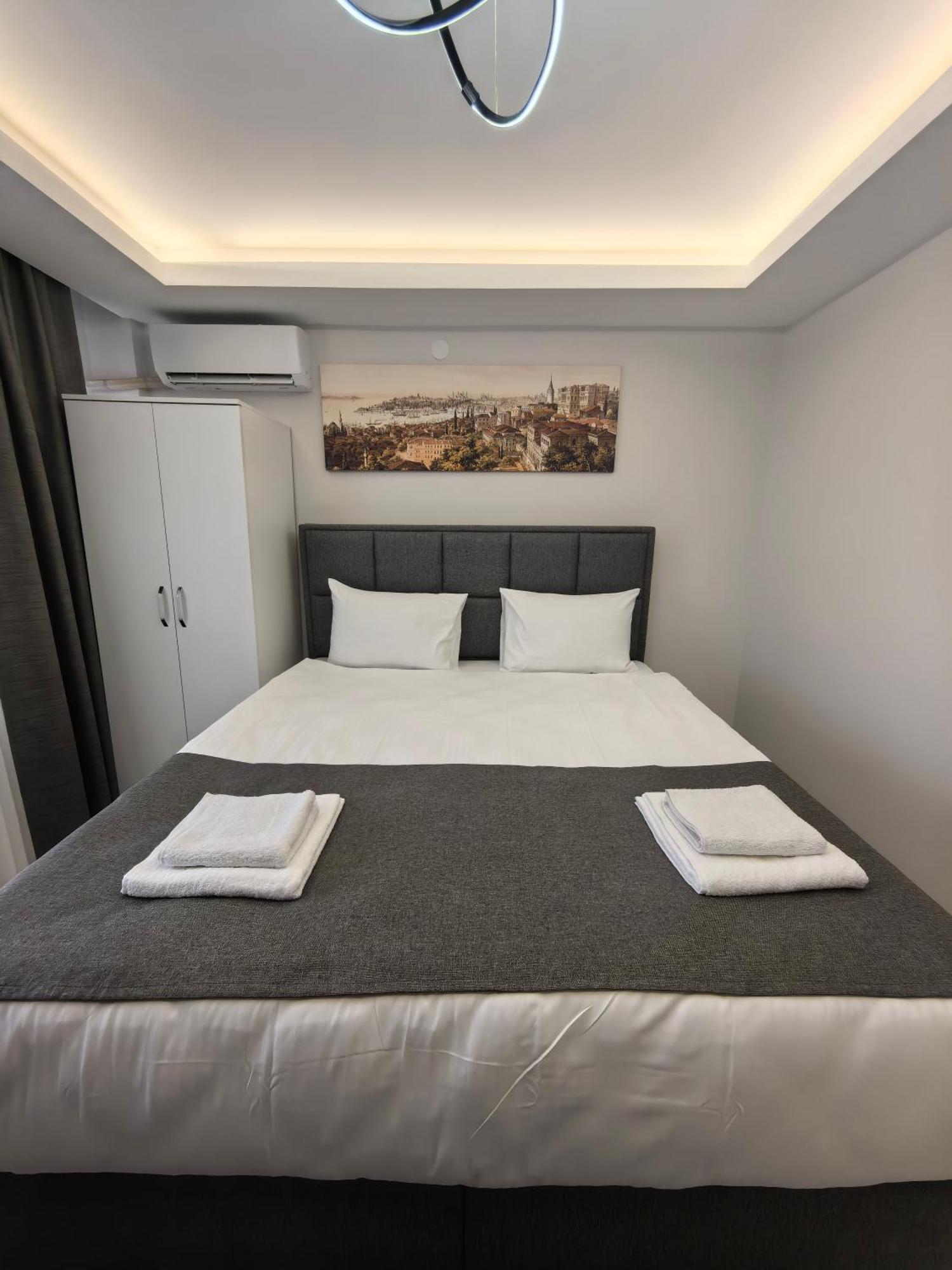 Bıg Orange Hotel Istanboel Buitenkant foto