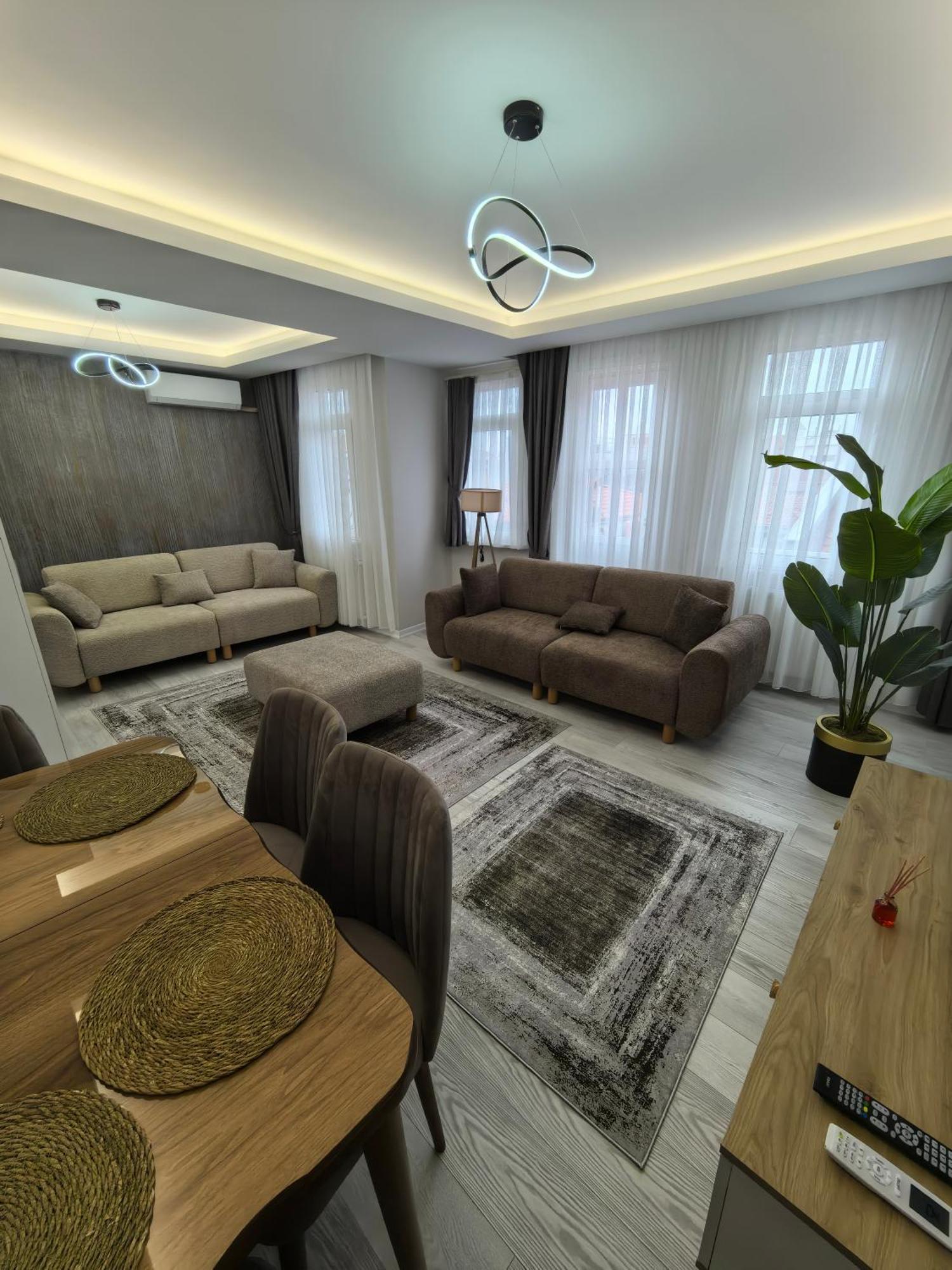 Bıg Orange Hotel Istanboel Buitenkant foto